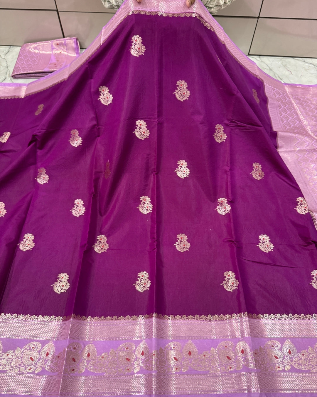 Semi Katan Skirt Border Buti Banarasi Saree