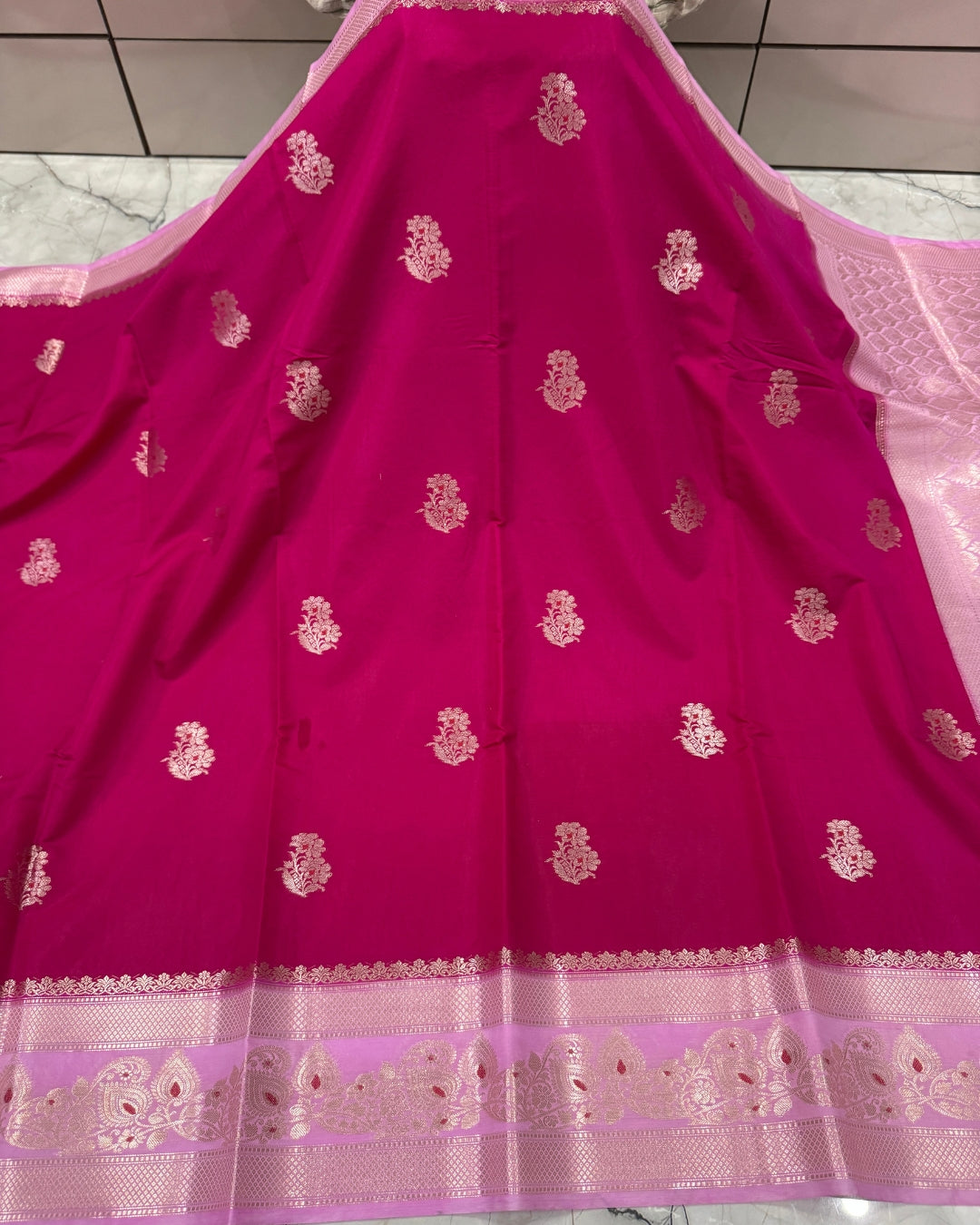 Semi Katan Skirt Border Buti Banarasi Saree