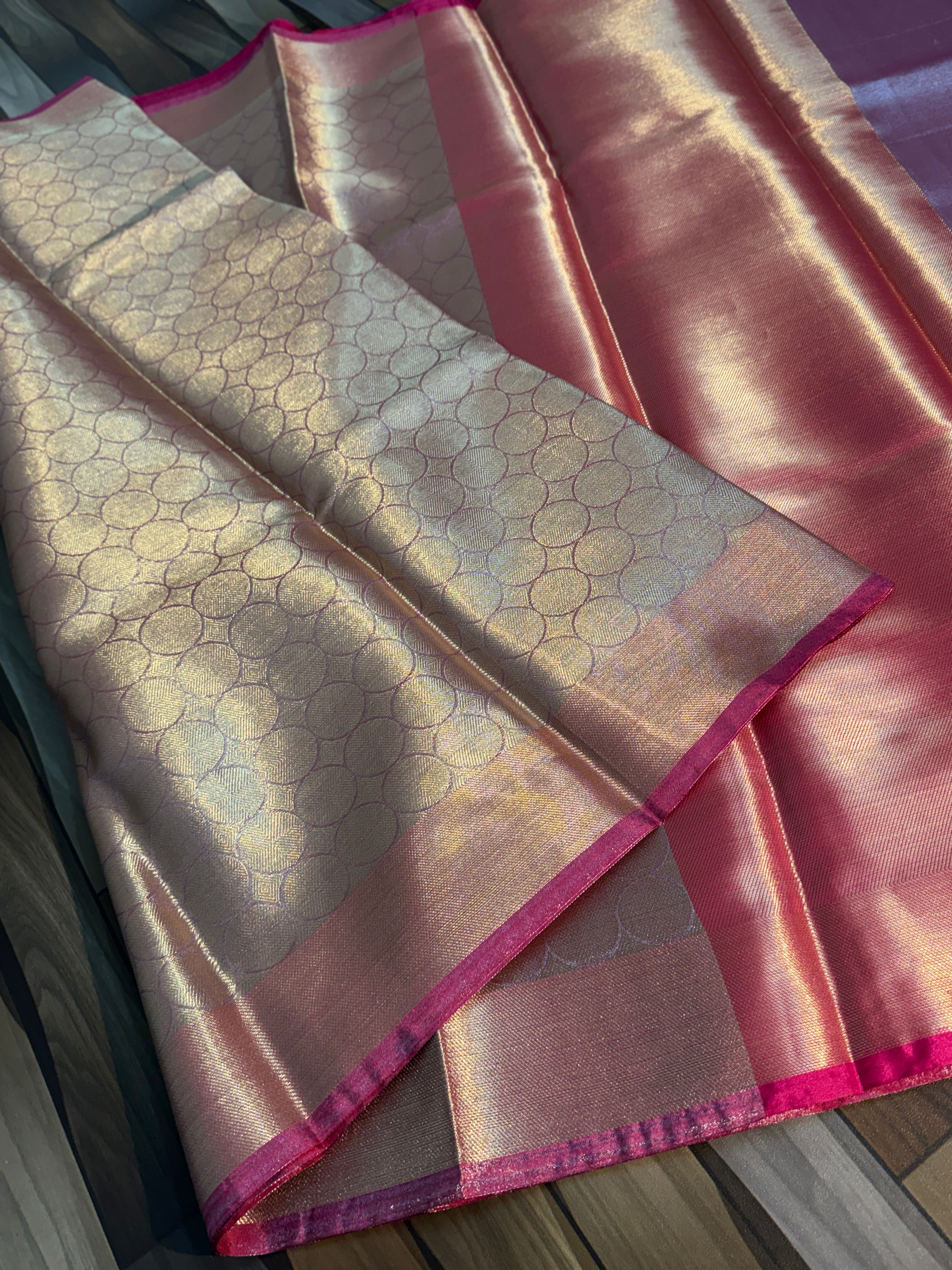 SOFT TISSU  SILK SAREE WITH RICH PALLU AND BLOUSE