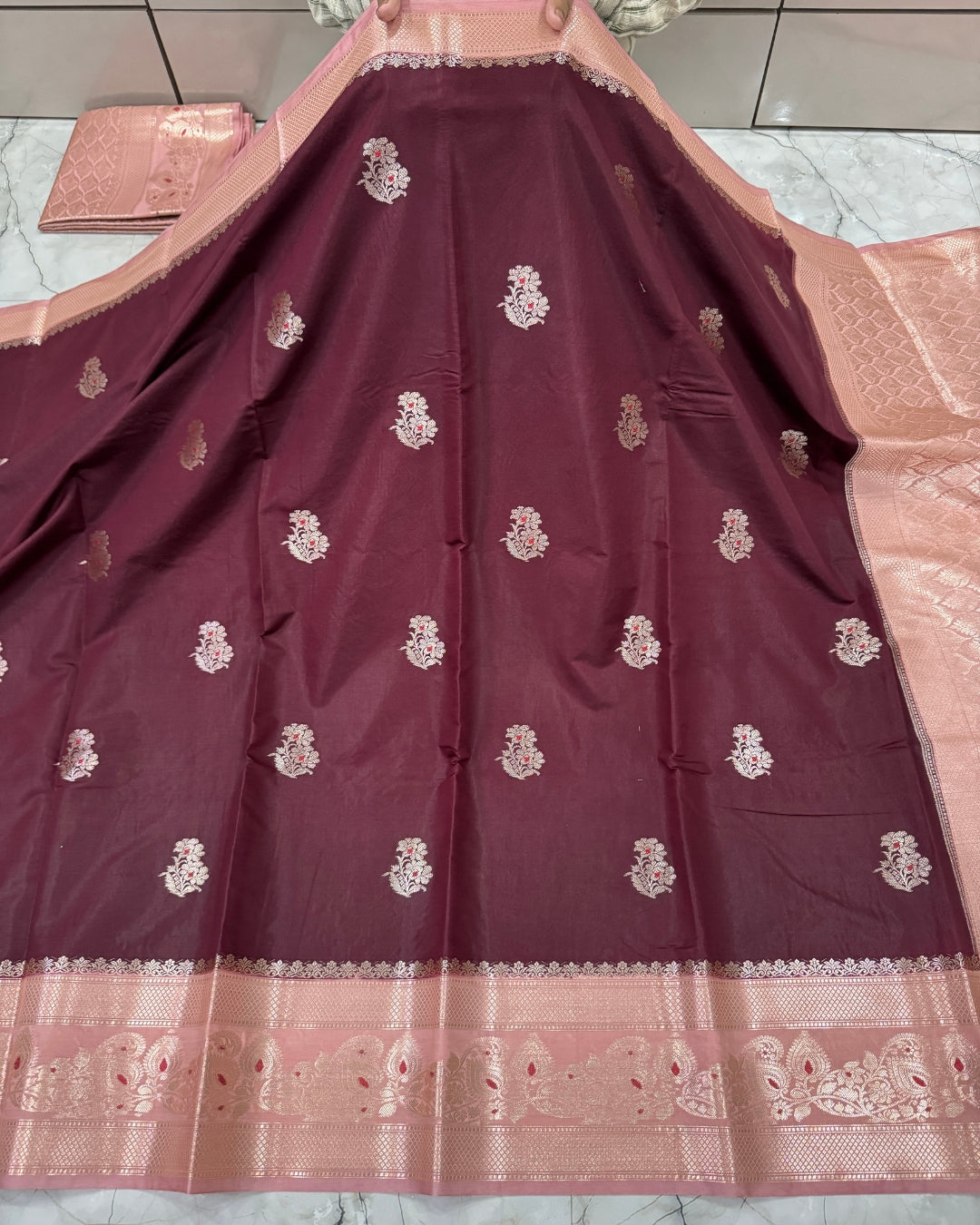 Semi Katan Skirt Border Buti Banarasi Saree
