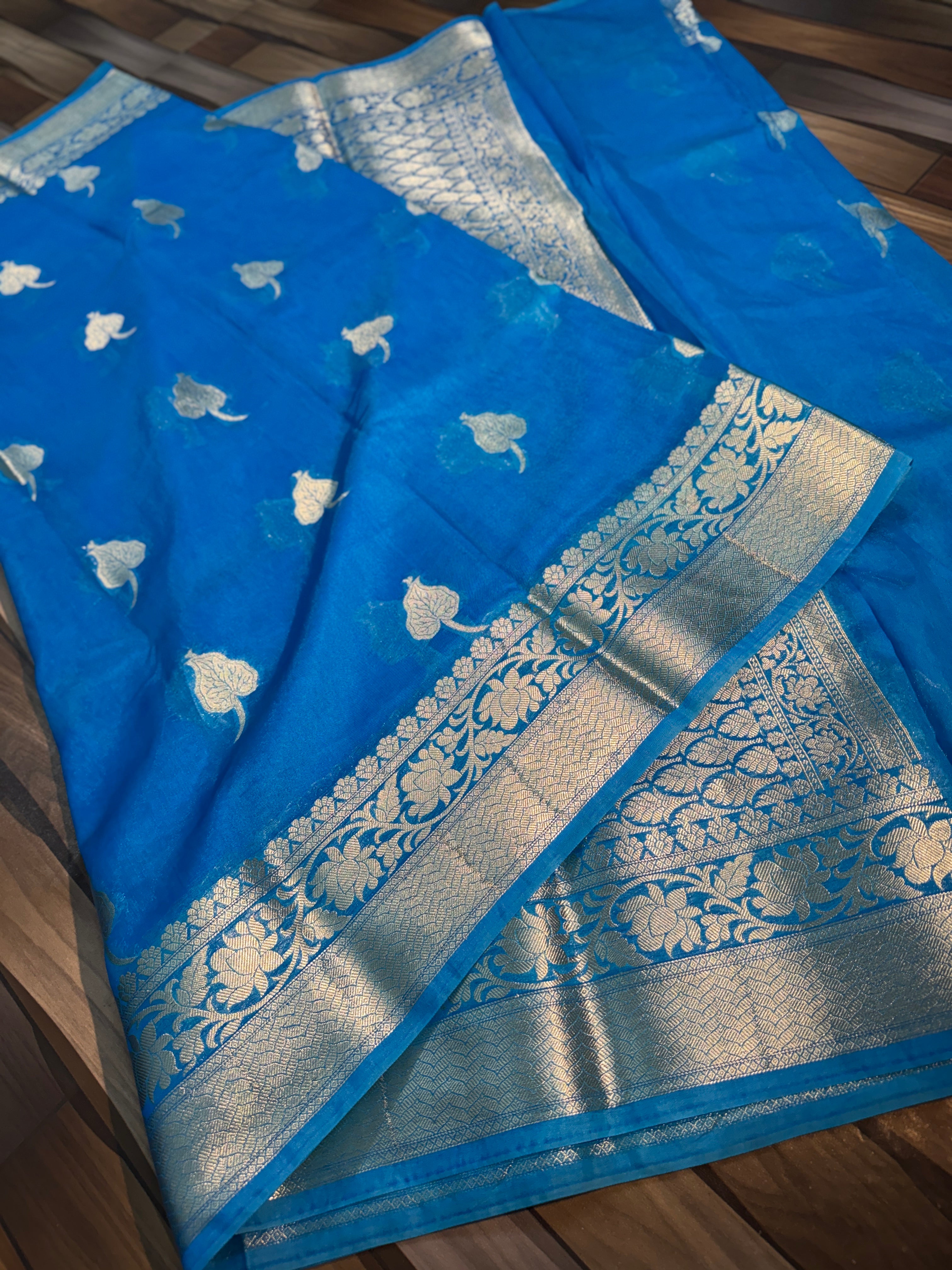 SOFT GEORGTTE SILK SAREE WITH RICH PALLU AND BLOUSE