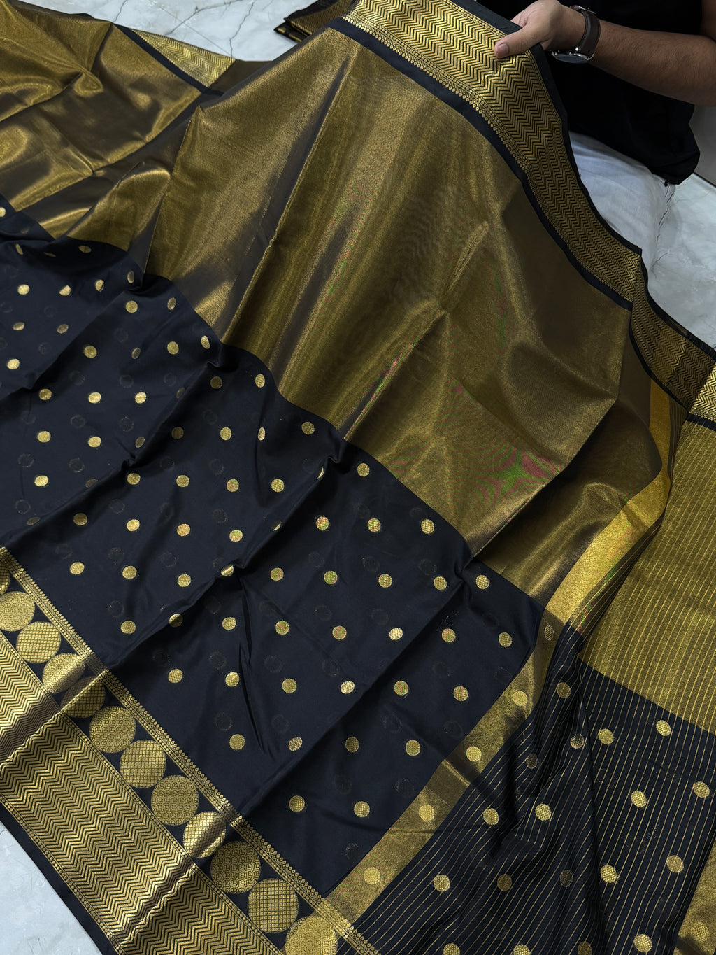 SOFT KATAN SILK SAREE WITH RICH PALLU AND BLOUSE