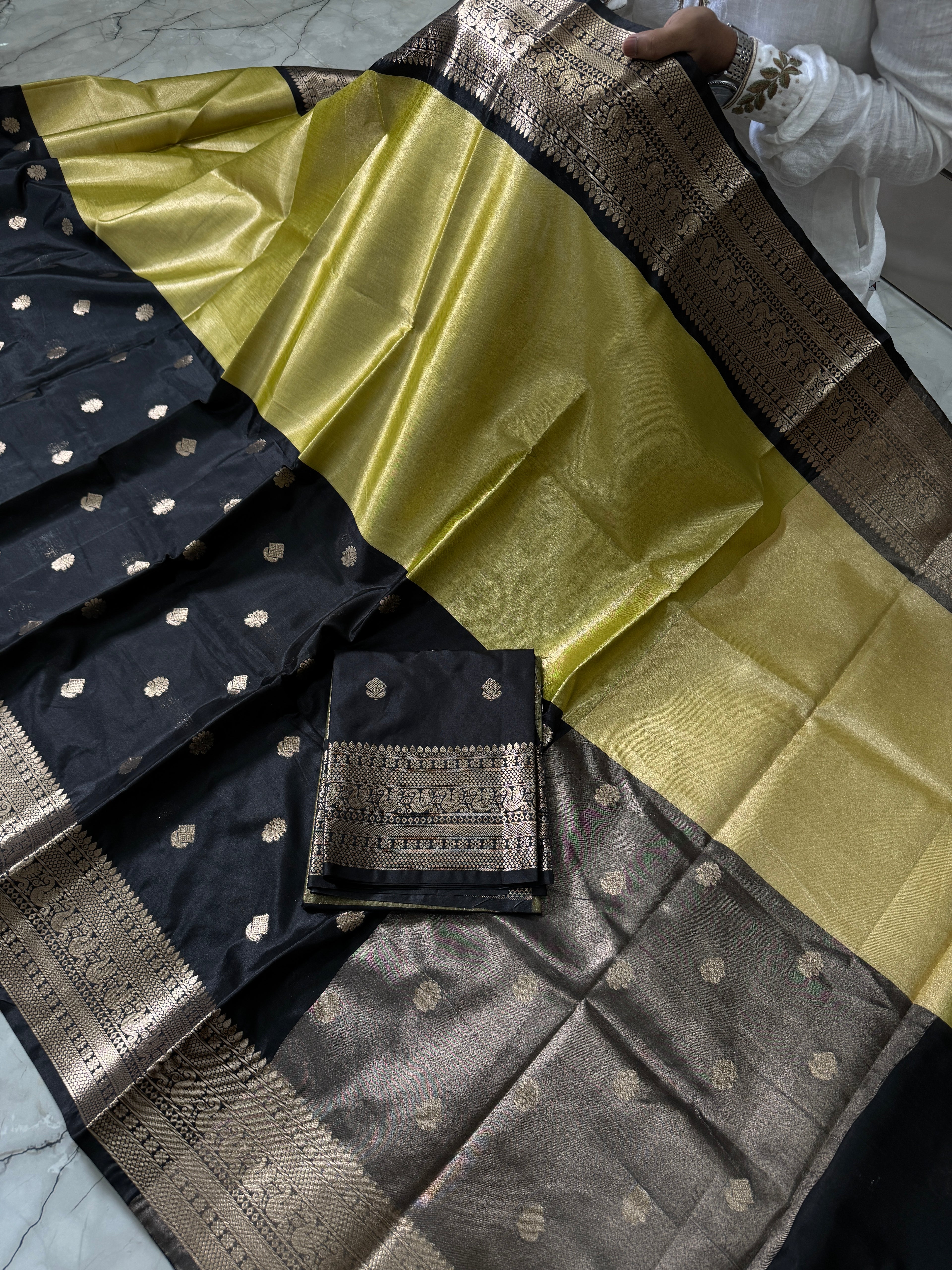 BANARASI SEMI KATAN TISSU SILK SAREE WITH RICH PALLU & BLOUSE