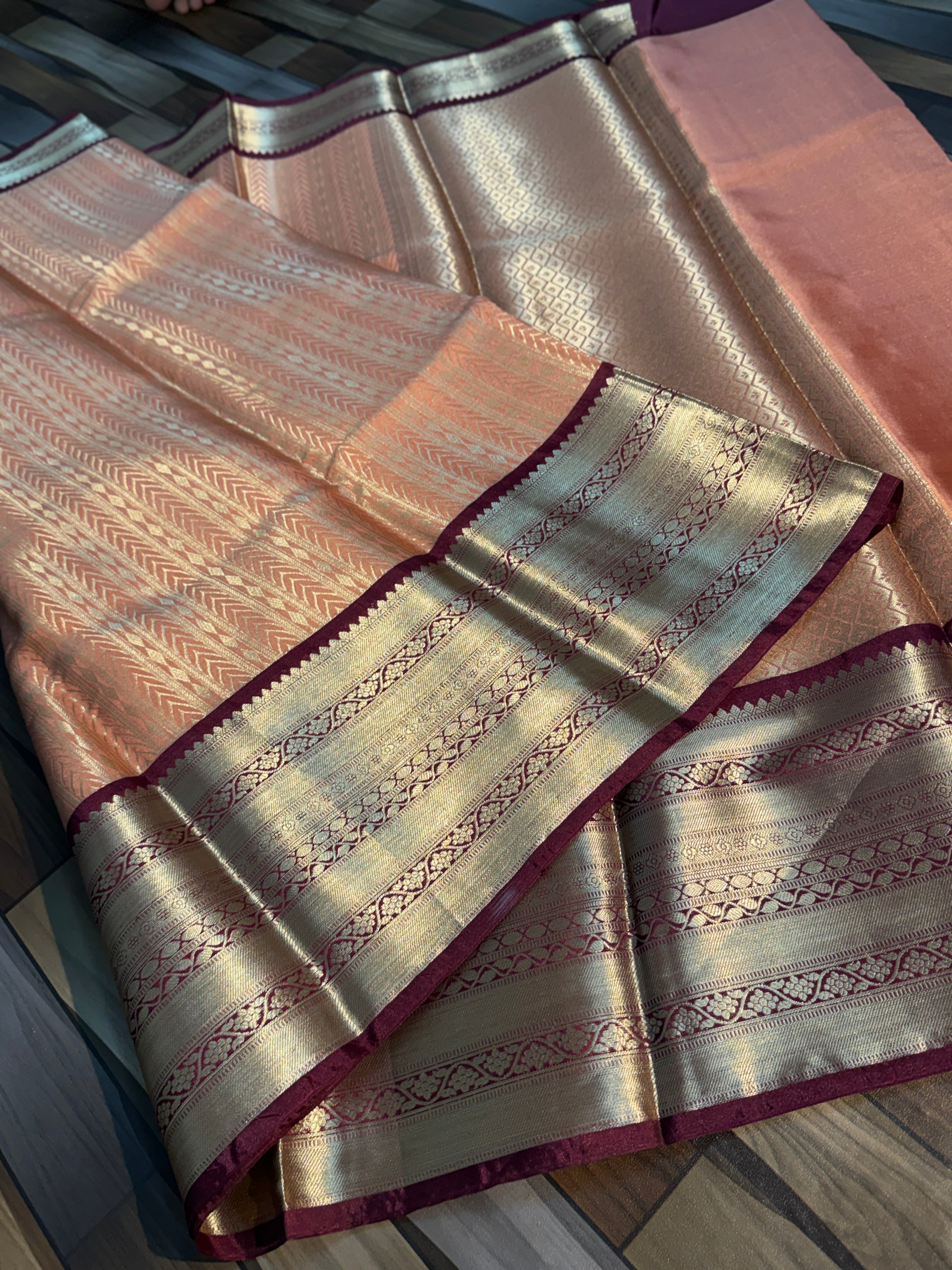 SOFT TISSU  SILK SAREE WITH RICH PALLU AND BLOUSE