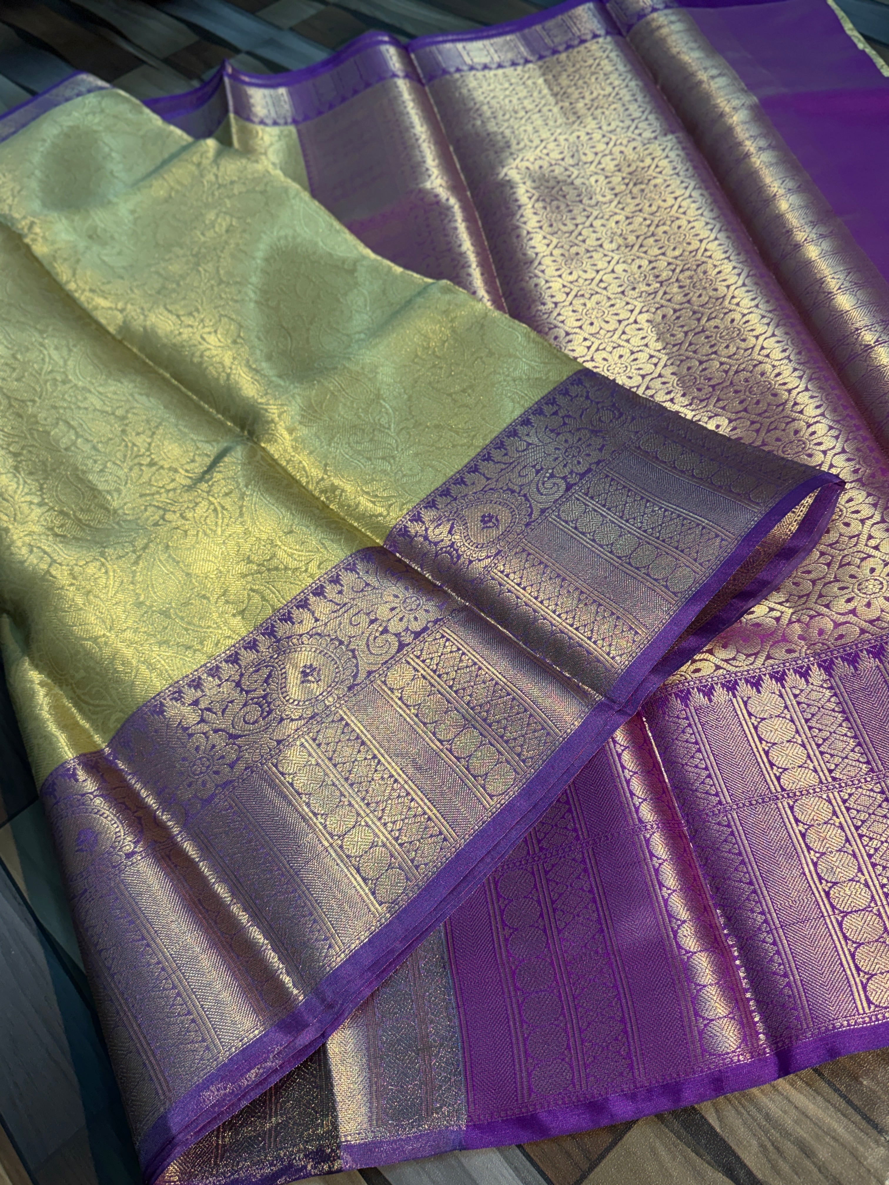 SOFT TISSU  SILK SAREE WITH RICH PALLU AND BLOUSE