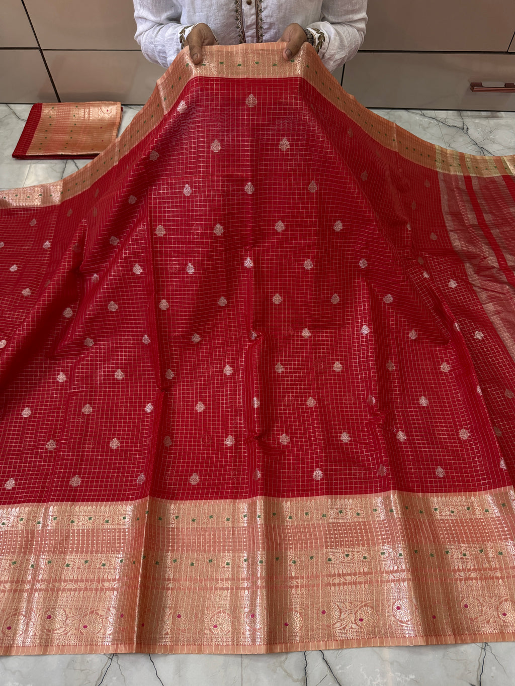 BANARASI SEMI KATAN SILK CHCK TISSU BOTI SAREE WITH RICH PALLU & BLOUSE