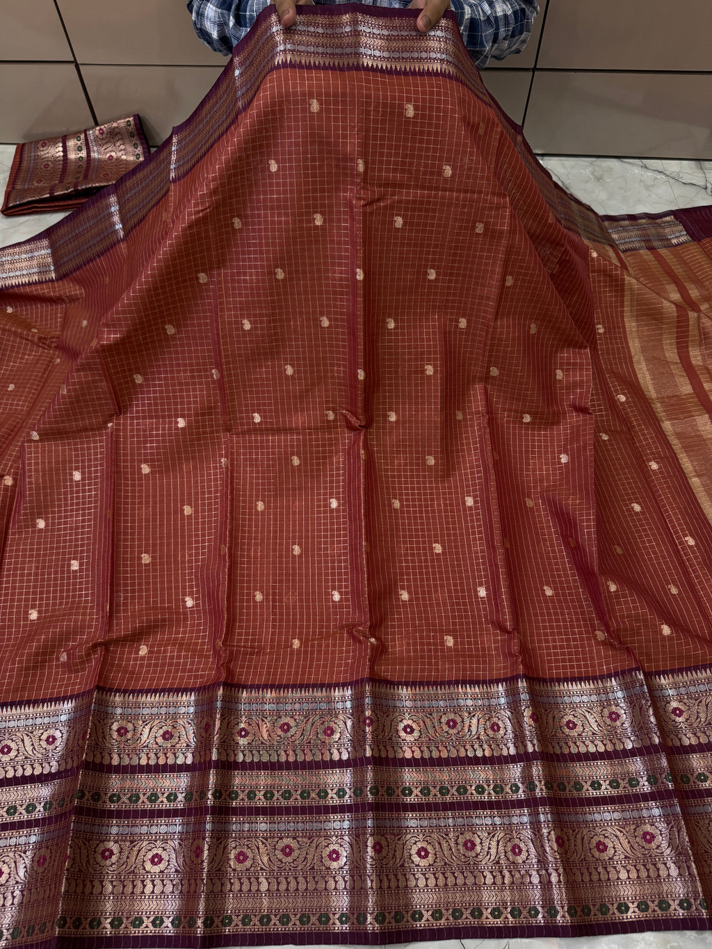 BANARASI SEMI GEORGETTE CHCK BOTI SAREE WOTH RICH PALLU & BLOUSE