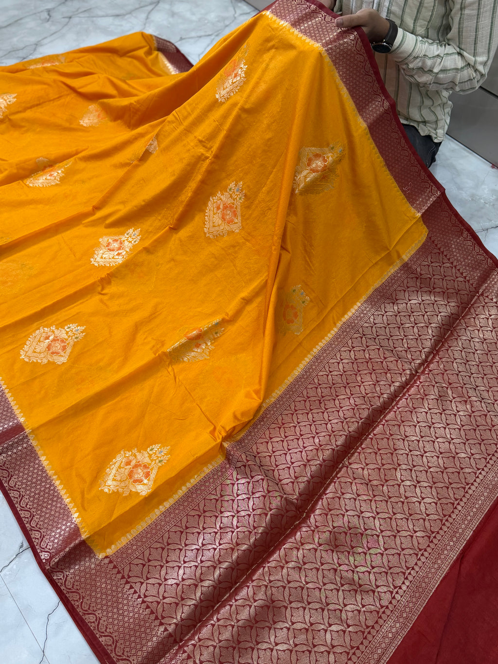 SOFT KATAN SILK SAREE WITH RICH PALLU AND BLOUSE