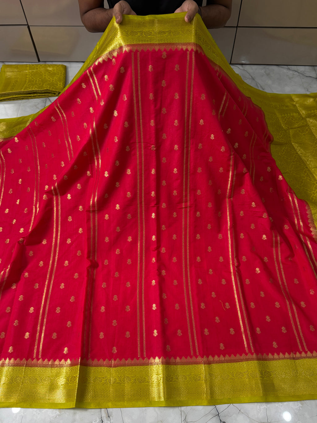 SOFT KATAN SILK SAREE WITH RICH PALLU AND BLOUSE