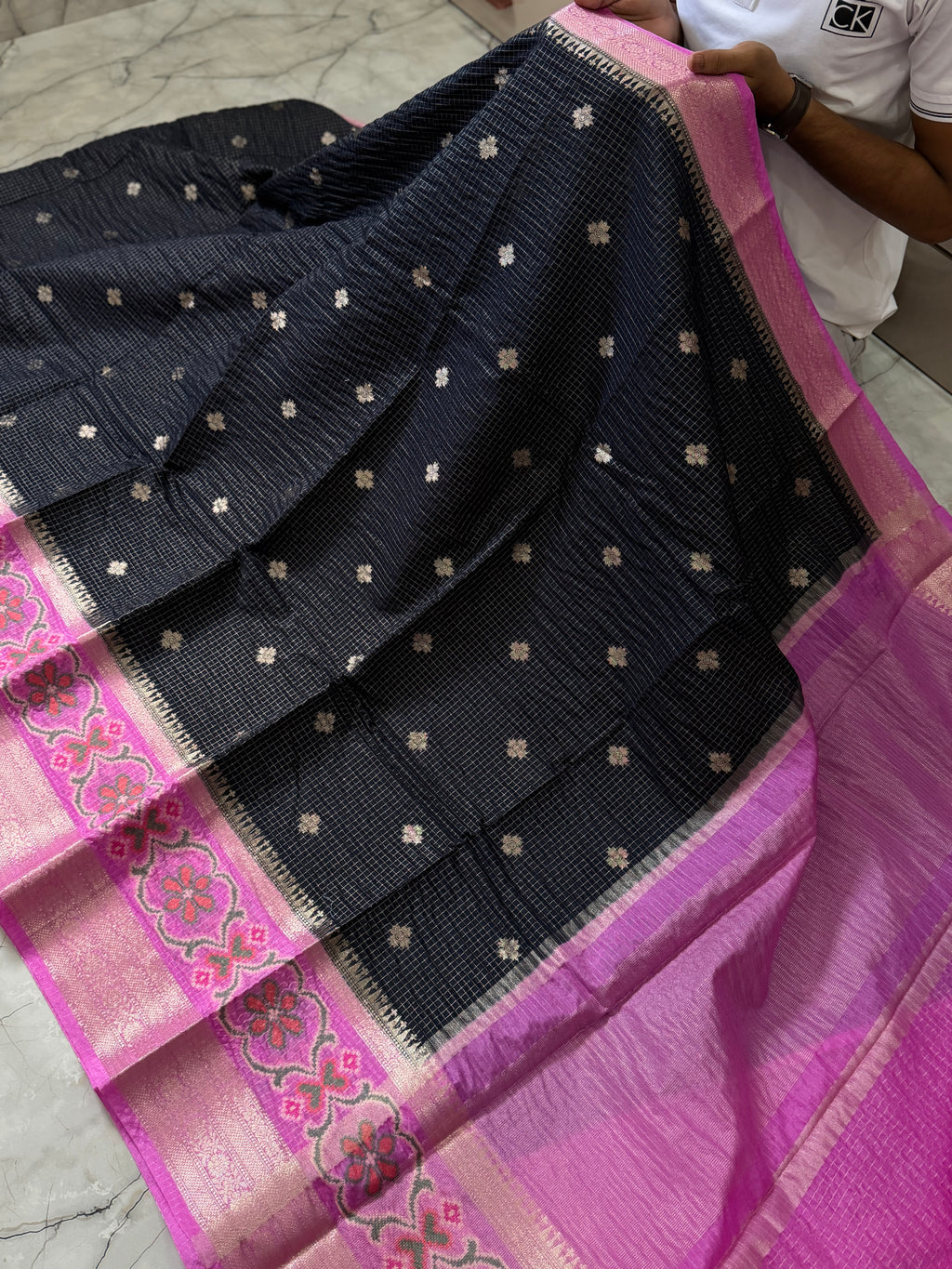 Semi katan Tissu chck boti silk saree with rich pallu & blouse