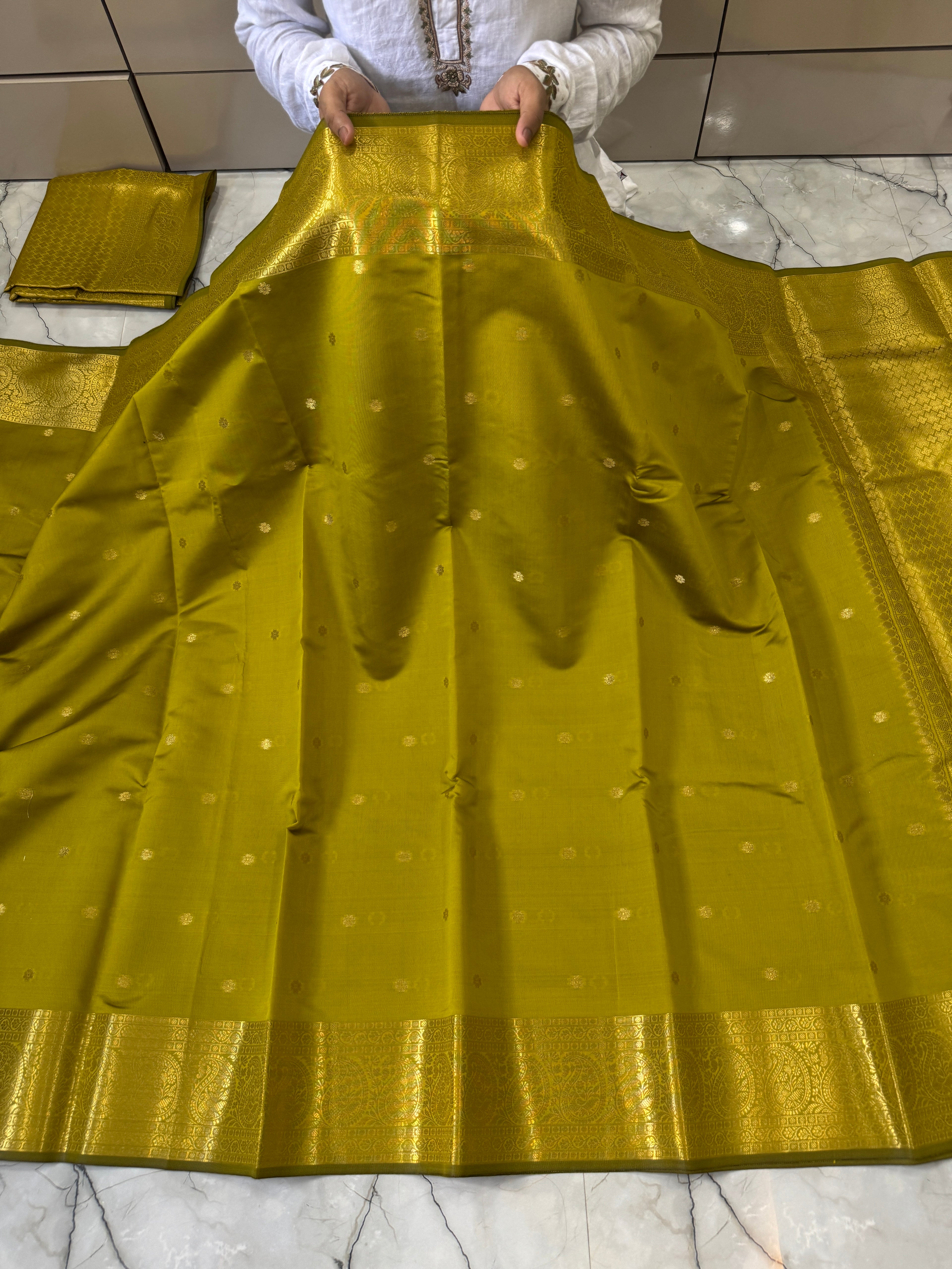 SOFT KATAN SILK SAREE WITH RICH PALLU AND BLOUSE