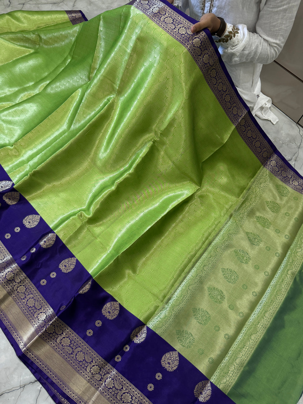 BANARASI SEMI KATAN TISSU SILK SAREE WITH RICH PALLU & BLOUSE