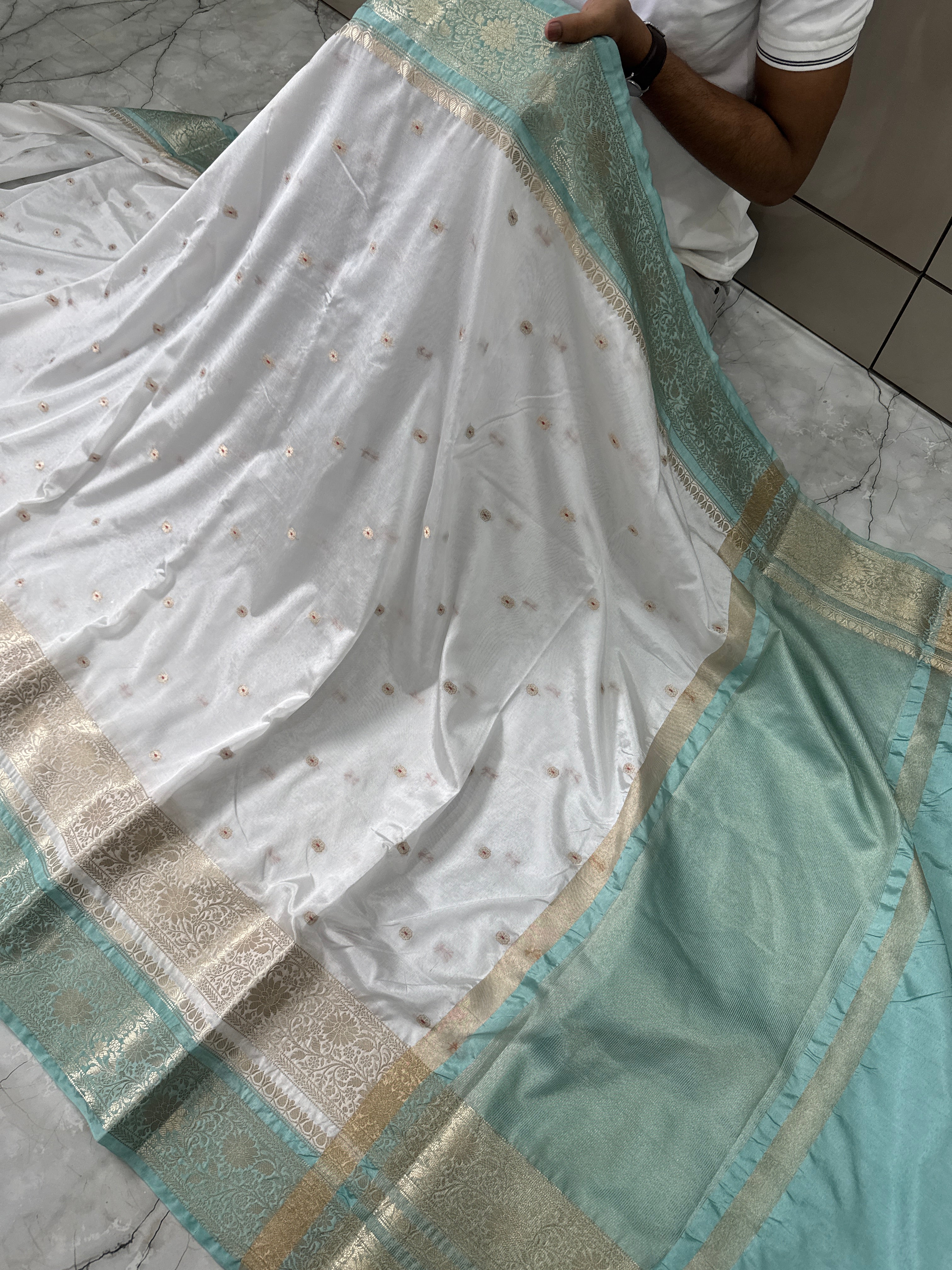 SOFT KATAN SILK SAREE WITH RICH PALLU AND BLOUSE