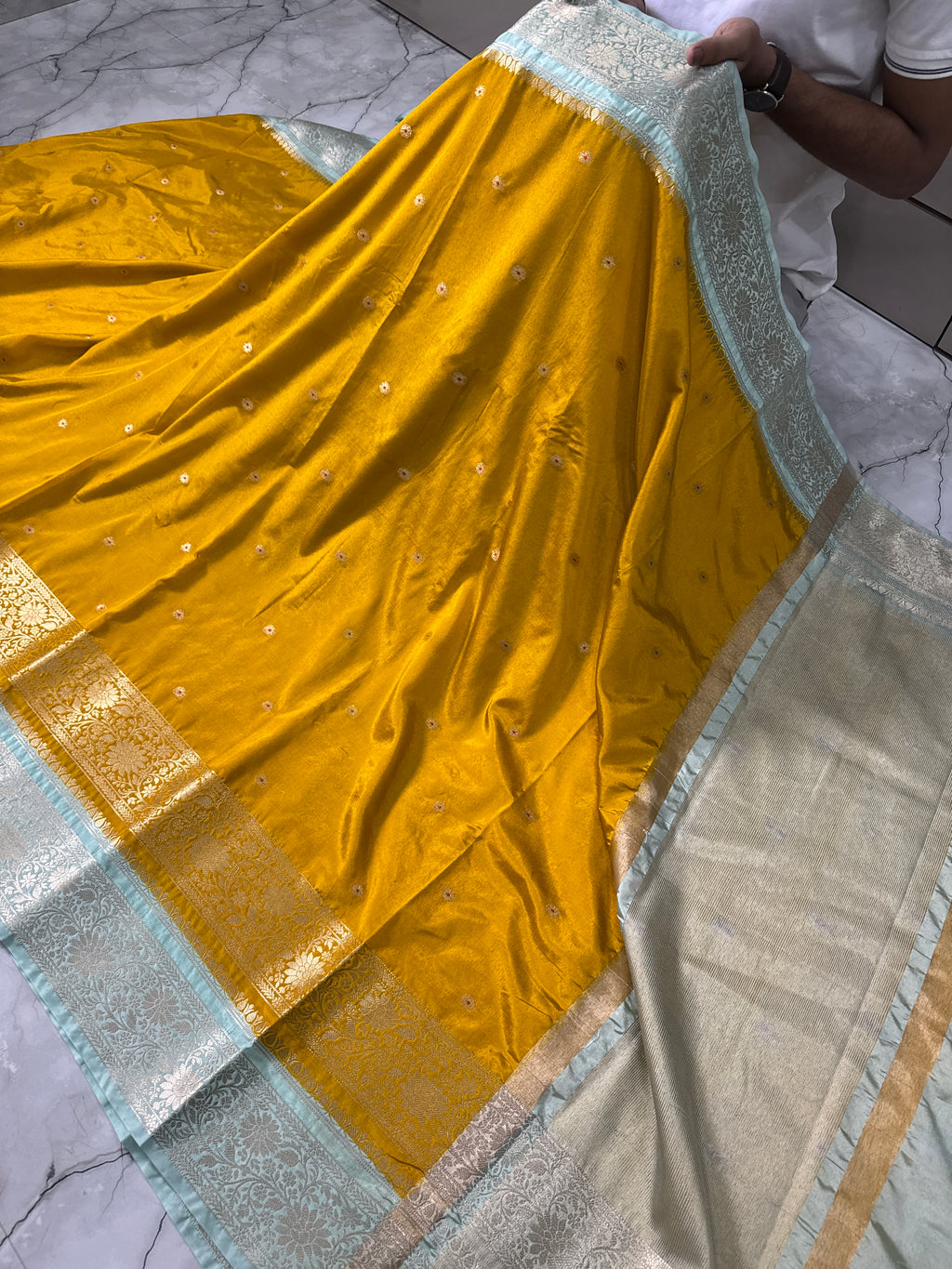 SOFT KATAN SILK SAREE WITH RICH PALLU AND BLOUSE