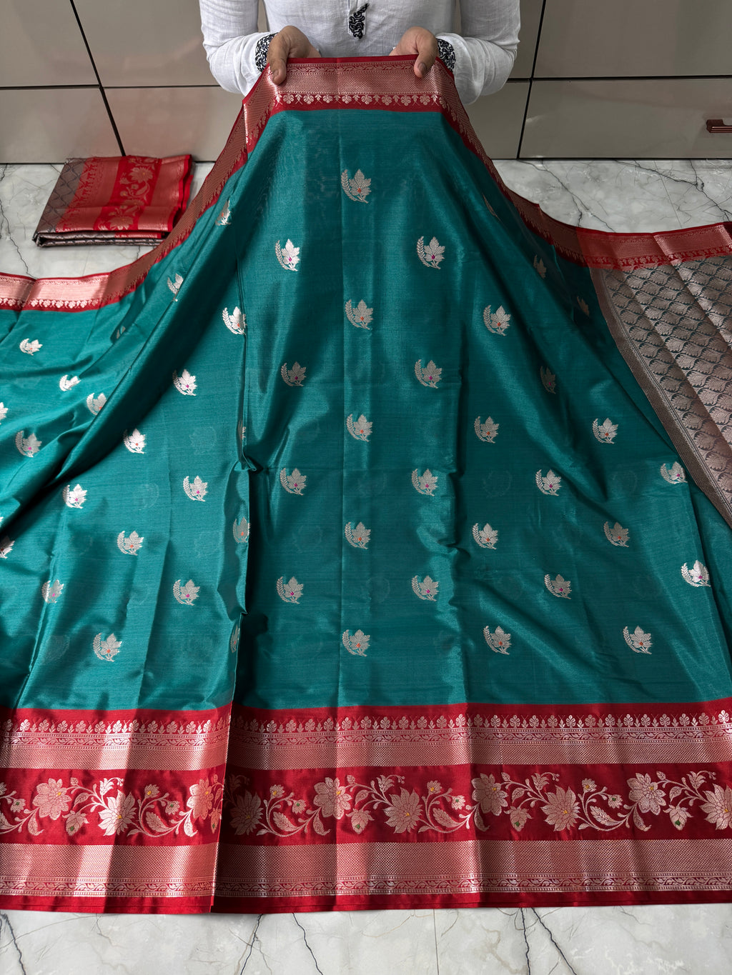 SOFT KATAN SILK SAREE WITH RICH PALLU AND BLOUSE