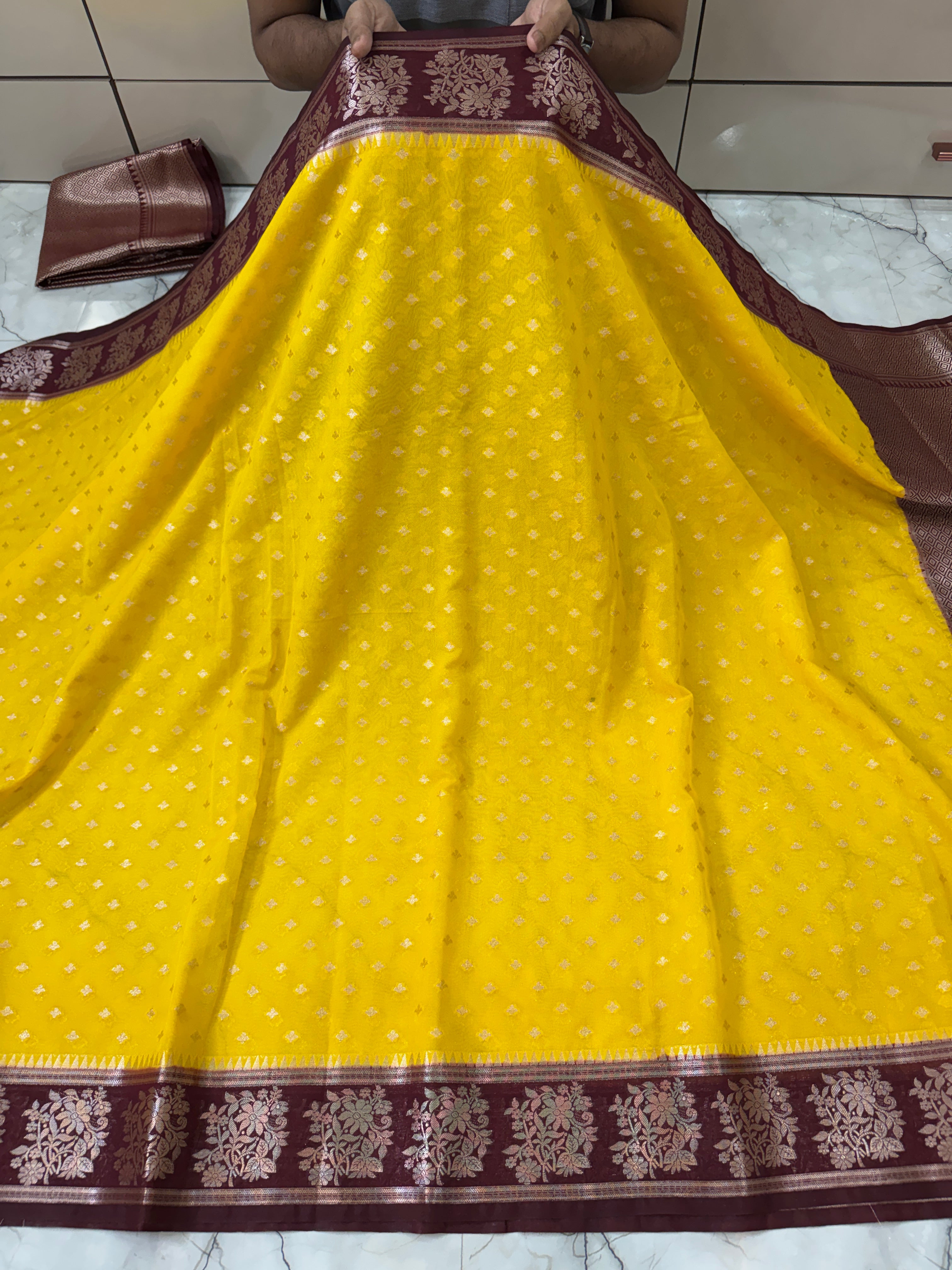SOFT GEORGTTE SILK SAREE WITH RICH PALLU AND BLOUSE