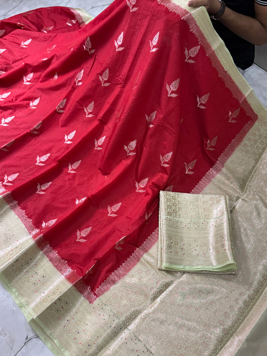 SOFT KATAN SILK SAREE WITH RICH PALLU AND BLOUSE