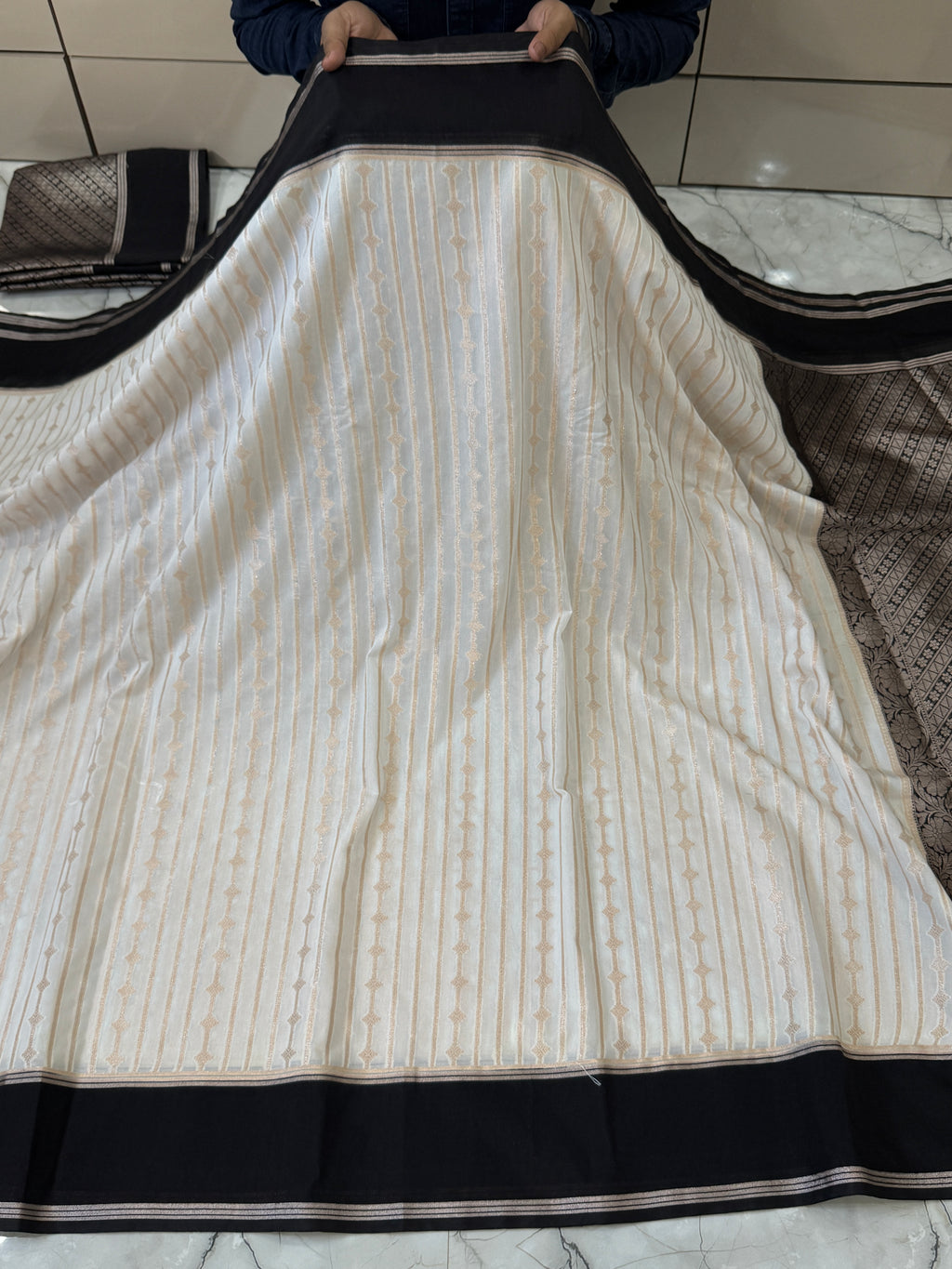 SOFT KATAN SILK SAREE WITH RICH PALLU AND BLOUSE