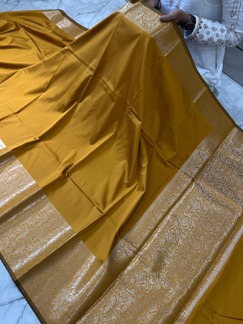 Semi katan silk saree with rich pallu & blouse