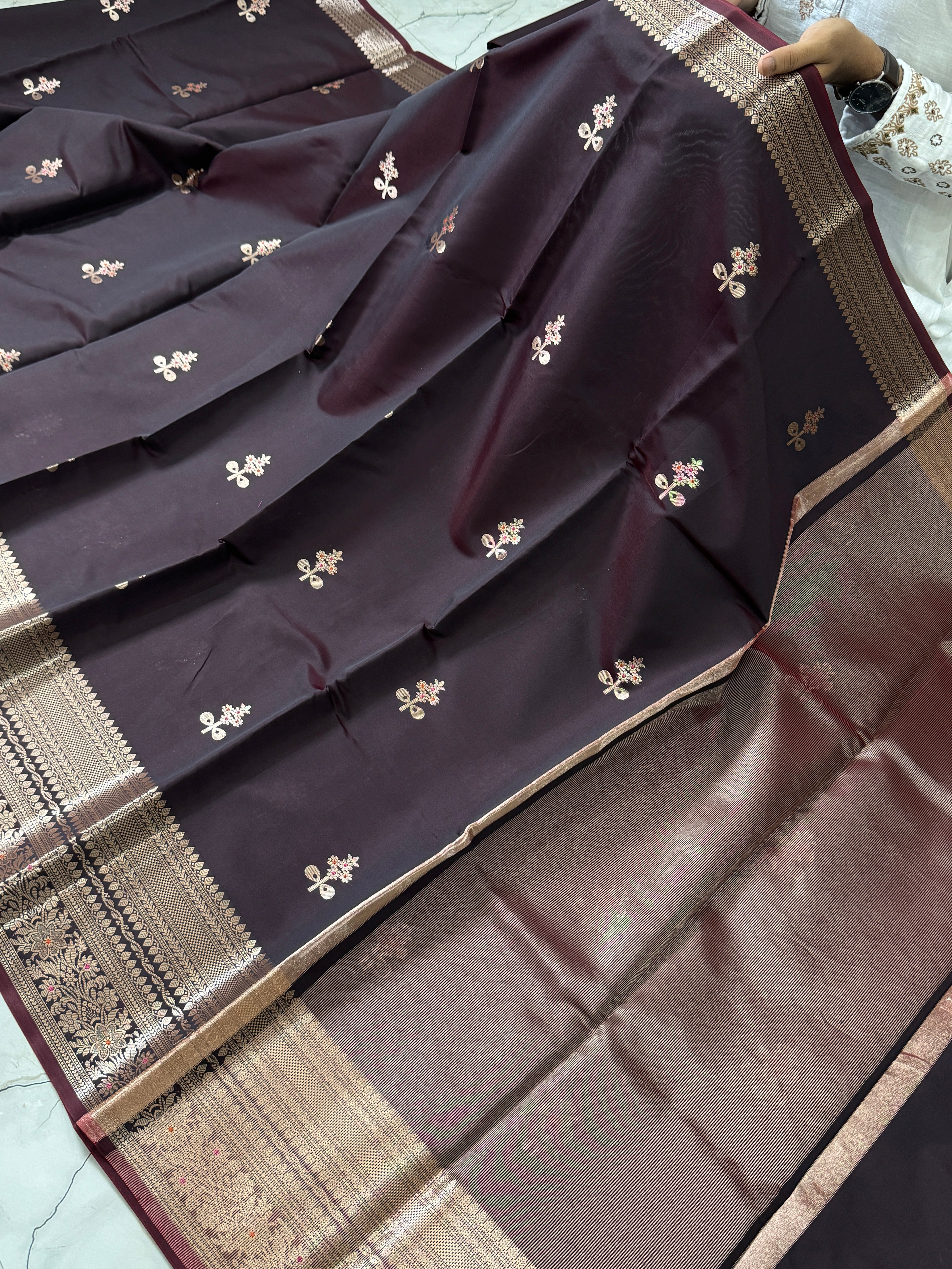 Semi katan silk saree with rich pallu & blouse