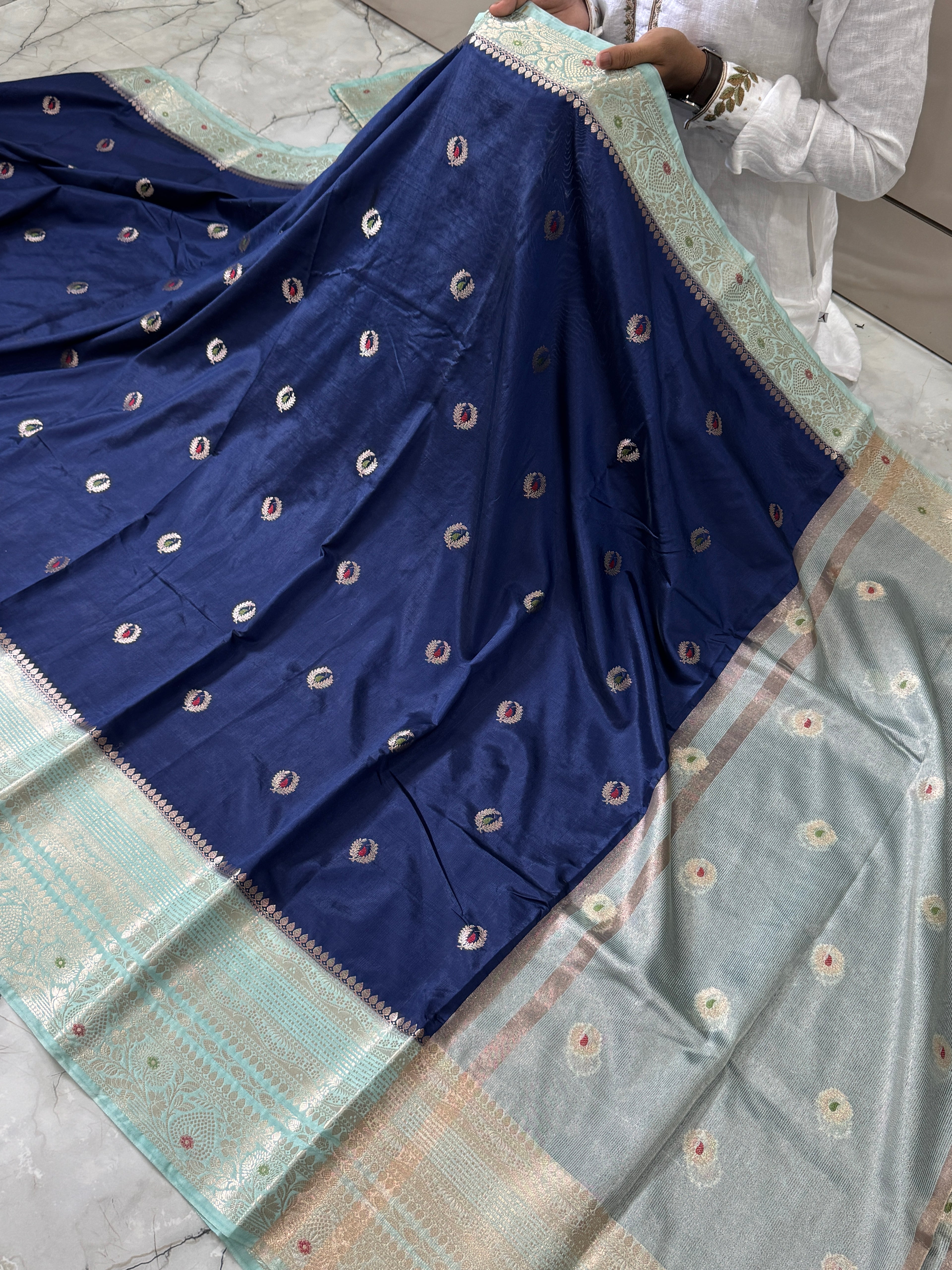 Semi katan silk saree with rich pallu & blouse