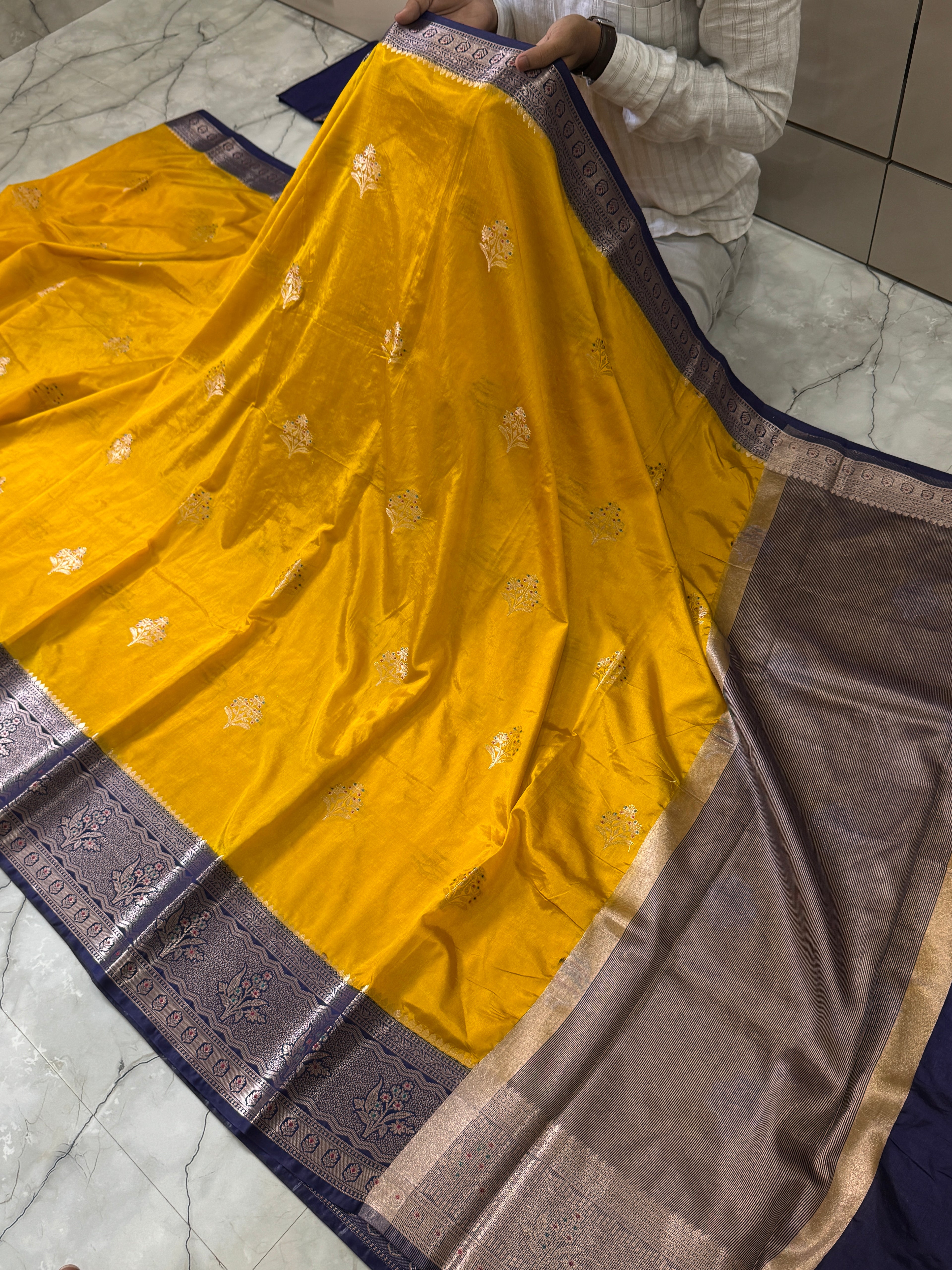 Semi Katan Silk Saree With Rich Pallu & Blouse