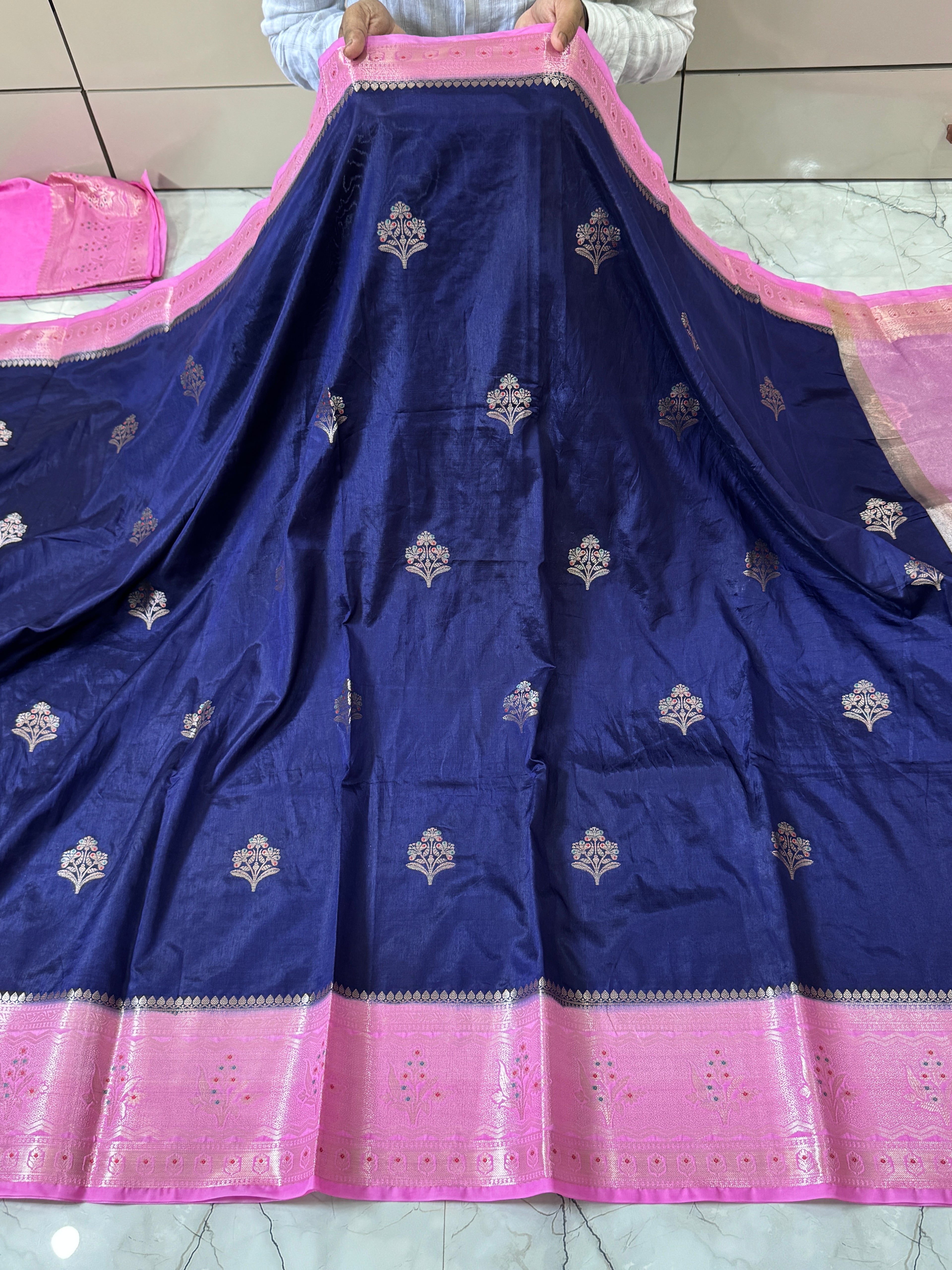Semi Katan Silk Saree With Rich Pallu & Blouse