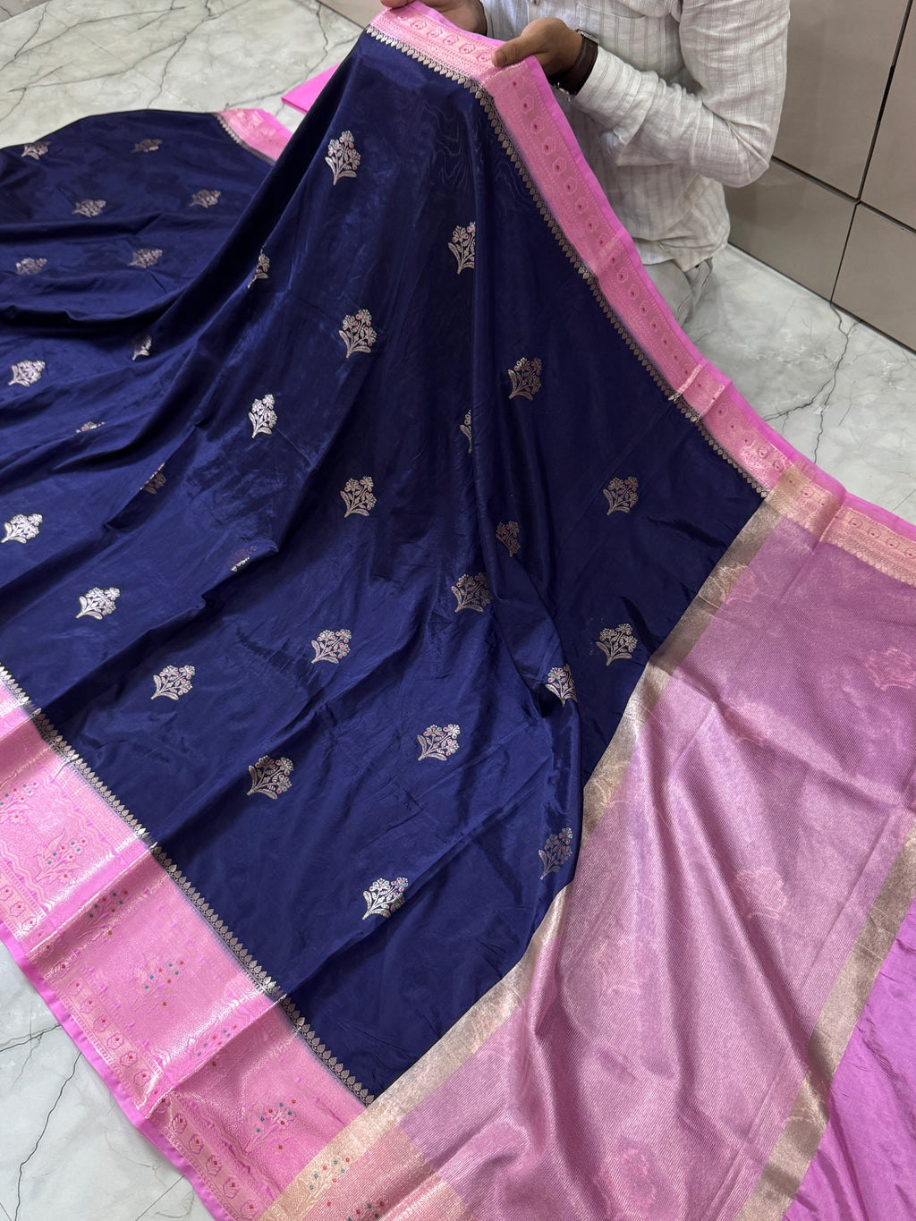 Semi Katan Silk Saree With Rich Pallu & Blouse