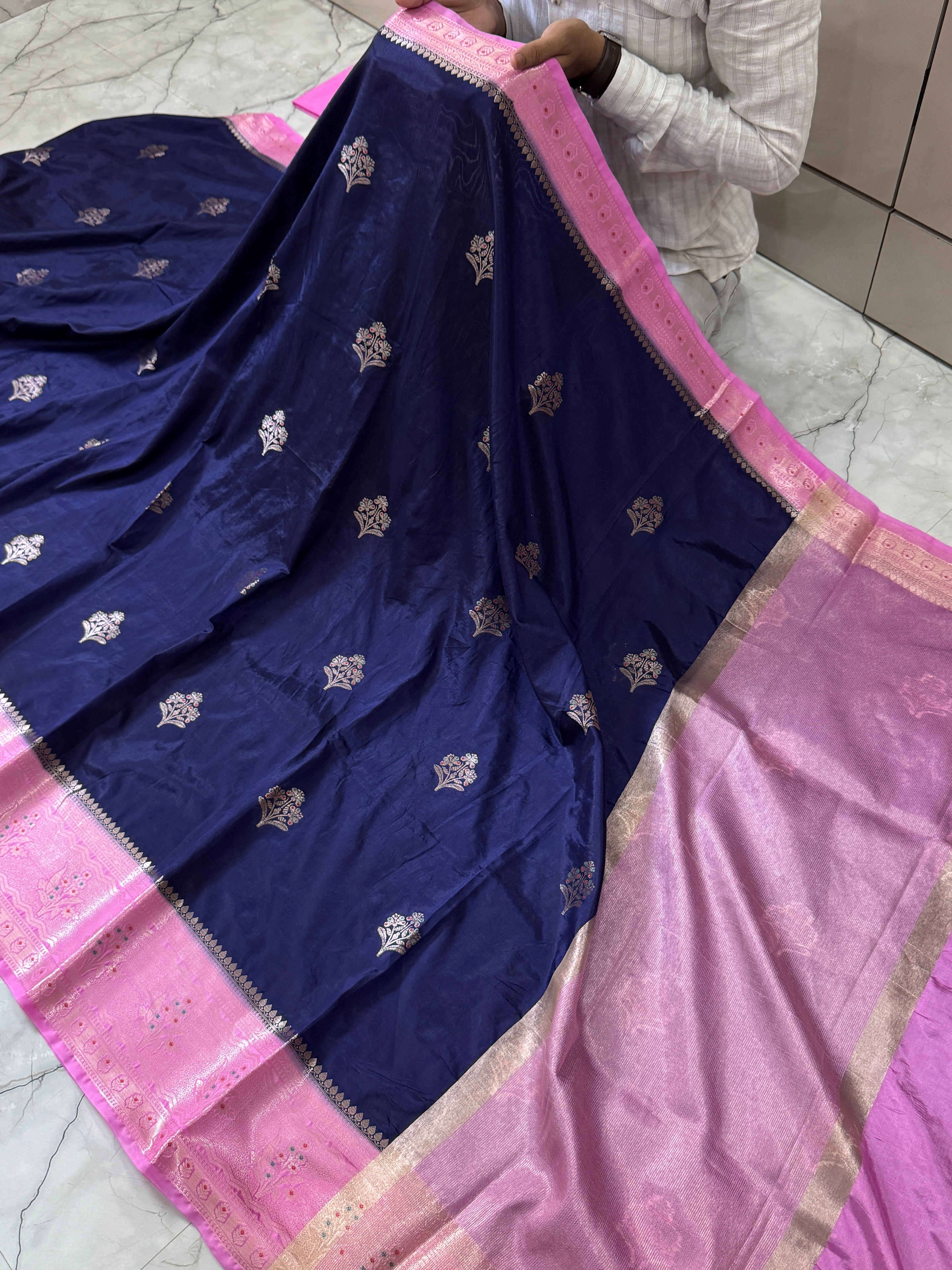 Semi Katan Silk Saree With Rich Pallu & Blouse