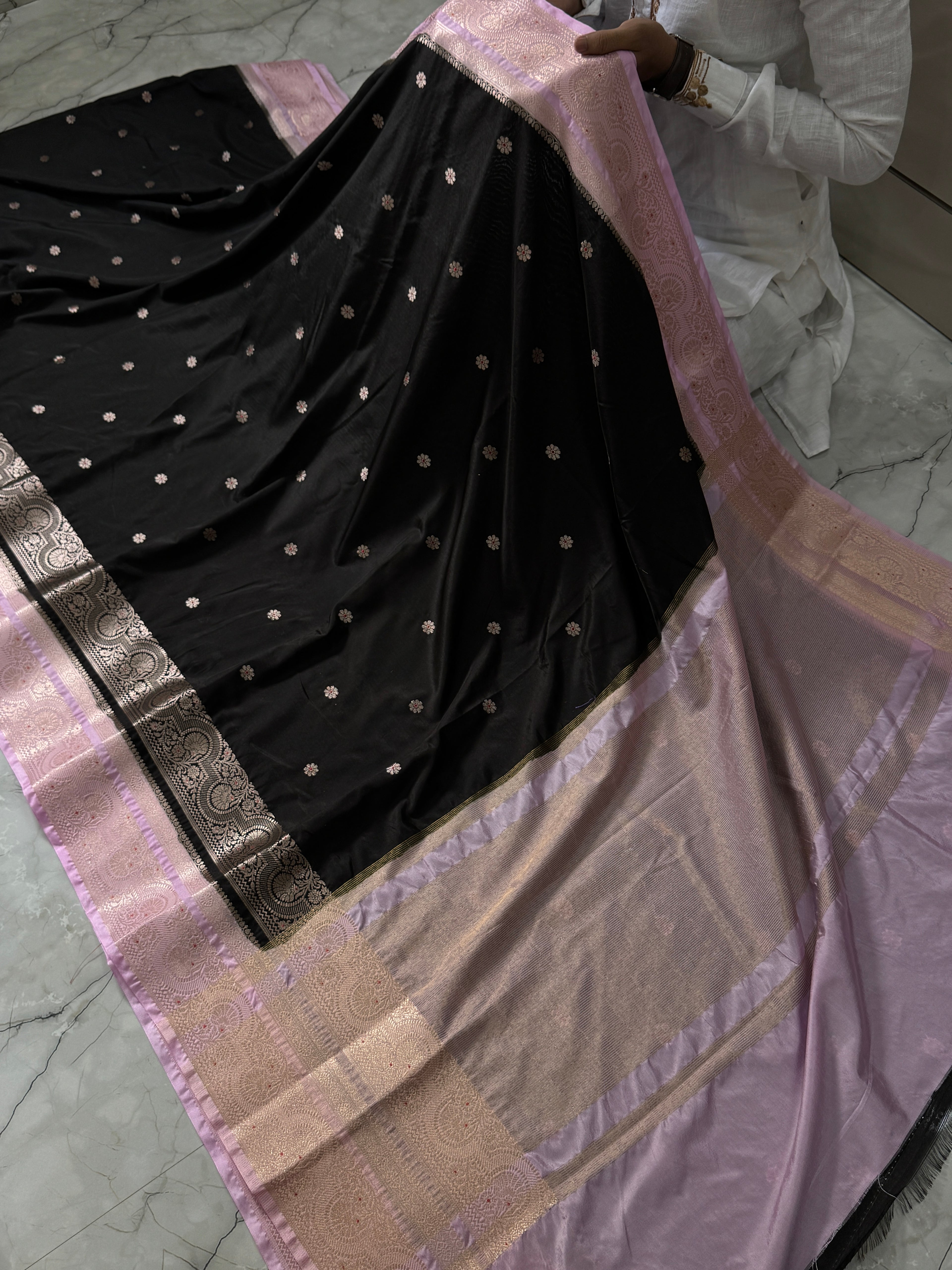Semi Katan Silk Saree With Rich Pallu & Blouse