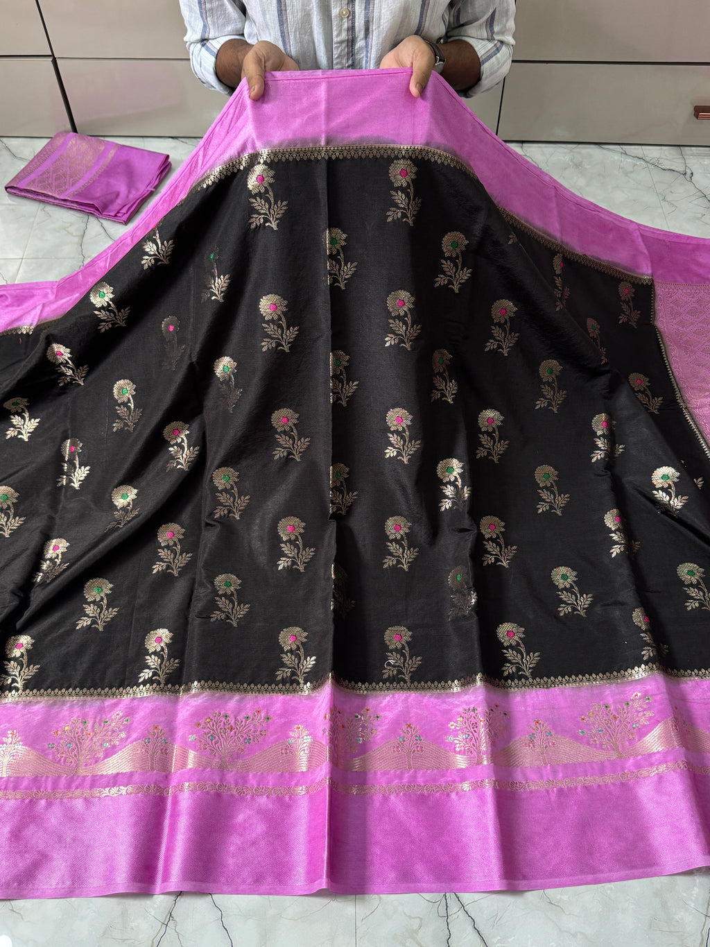 Semi Katan Silk Saree With Rich Pallu & Blouse