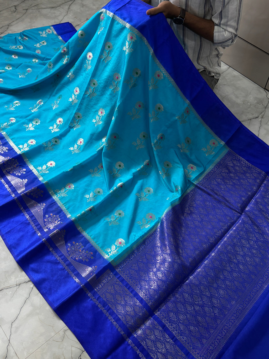Semi Katan Silk Saree With Rich Pallu & Blouse